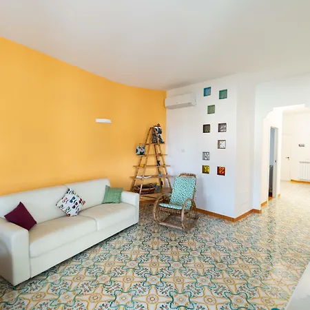 La Deliziosa Flat With Pool & Terrace فندق